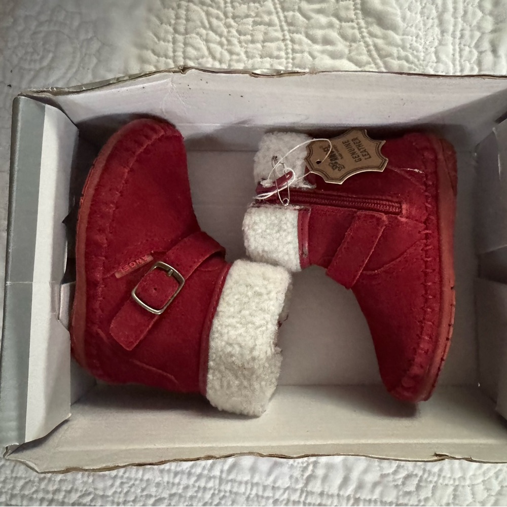 Angels Red Kids Boots with White Fur Trim